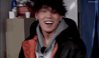 Ikon Bobby GIF