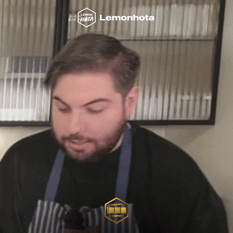 Rane Lazona GIF