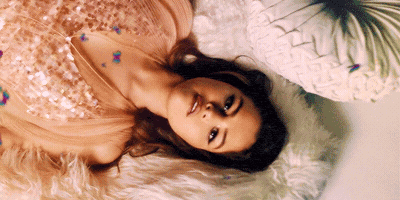 Selena Gomez GIF