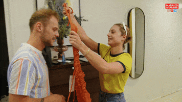 200.gif?cid=fc005b08300f6115c7b4123679f9948153c54477fe17673c&rid=200.gif&ct=g