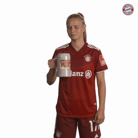 Klara Bühl Football GIF by FC Bayern Women