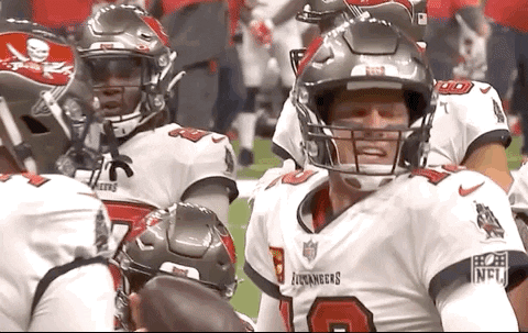 Tom-brady-buccaneers GIFs - Get the best GIF on GIPHY