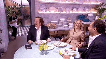 200.gif?cid=fc005b08794bb148bb6504de6d9b101b79525fff1162f0bd&rid=200.gif&ct=g