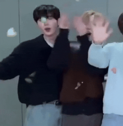 Clap Clap Junseo GIF