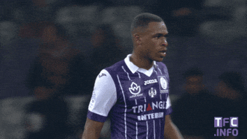 nervous ligue 1 GIF by Toulouse Football Club