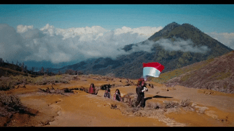 Bromo GIFs - Get the best GIF on GIPHY