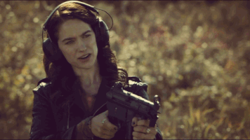Wyn0nnaE4rp syfy #wynonnaearp GIF