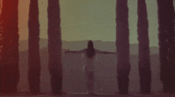 Lana Del Rey GIF