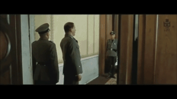 Non Non Biyori Hitler GIF