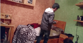 mau  GIF