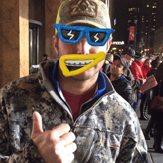 Easton Corbin Thumbs Up GIF by The 94th Annual Macy’s Thanksgiving Day Parade