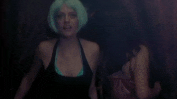 Elisabeth Moss GIFs - Find & Share on GIPHY
