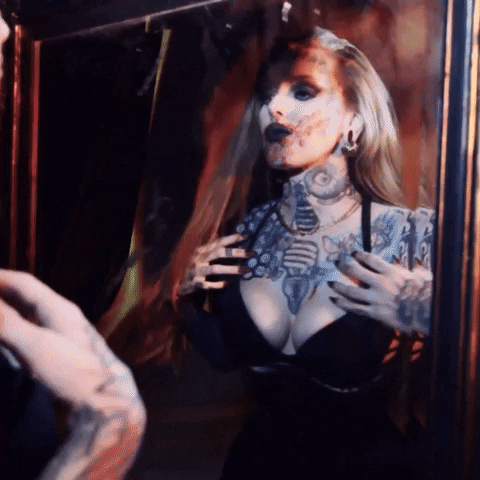Halloween Horror GIF by CALABRESE