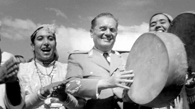 giphy.webp?cid=6c09b952nh77e9maul2qkl5h4