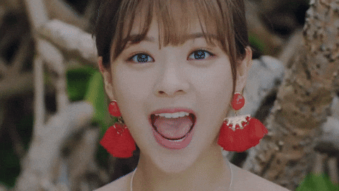 Jeongyeon GIFs - Find & Share on GIPHY