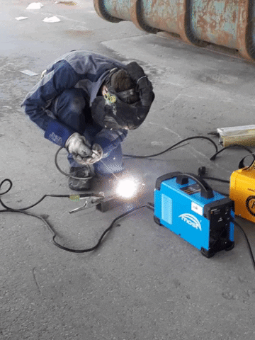 MarketerSolik most welding welder solik GIF