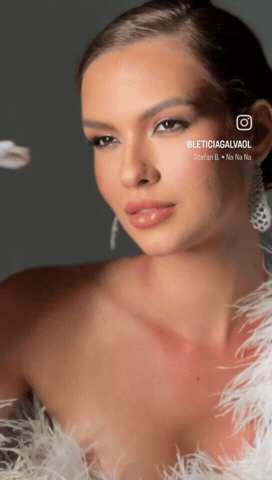 Letícia Galvão GIF