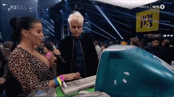 ex on the beach computer GIF by NRK P3