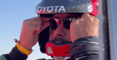 200.gif?cid=fc005b08ccb5017a499a01de34de1224a43939512624dfe5&rid=200.gif&ct=g