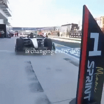 Andrea Kimi GIF