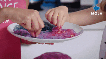 200.gif?cid=fc005b080f1b9713188ef9bc524dac67af50ec3d1c4b6944&rid=200.gif&ct=g