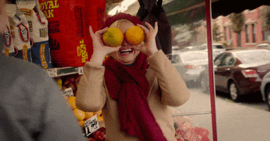 amy poehler oranges GIF amy poehler oranges GIF