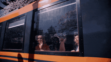 200.gif?cid=fc005b08d2f9053448fa3af8a929153c4141428d3294d4f6&rid=200.gif&ct=g
