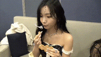 Kpop GIF