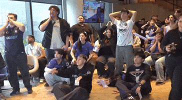 Victoria Win GIF