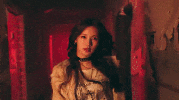 Tomboy Miyeon GIF by (G)I-DLE