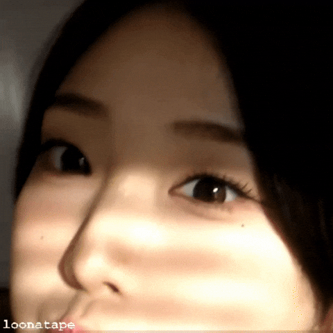 Yeojin Loona Kpop GIF