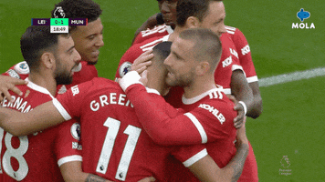 Manchester United Reaction GIF by MolaTV