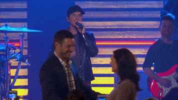 200.gif?cid=fc005b08e4965f79ca7f1e0a72ff3ed4ad34705ea92055ac&rid=200.gif&ct=g