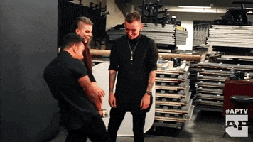 200.gif?cid=fc005b0899d21e92e89edd7718880850a03c14c298221b10&rid=200.gif&ct=g