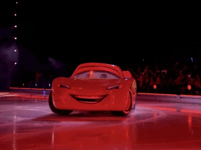 Lightning Mcqueen Cars GIF