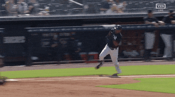 Fast Running Ny Yankees GIF by Jomboy Media