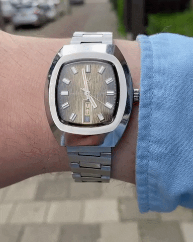 VintageInvicta watch invicta wristwatch invicta watch GIF