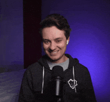 Стоит Вроде GIF