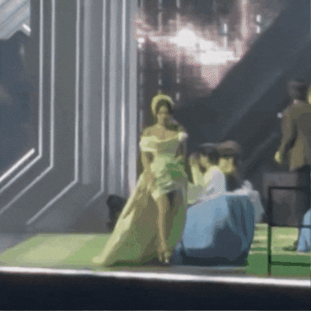 Jennie Kim Walking GIF