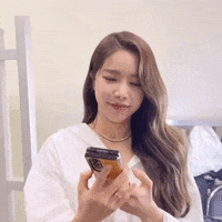 200w.gif?cid=6c09b952y4nwcfr6nown01to2qanwk4ir0rn80y5qn4w8sho&ep=v1_gifs_search&rid=200w.gif&ct=g