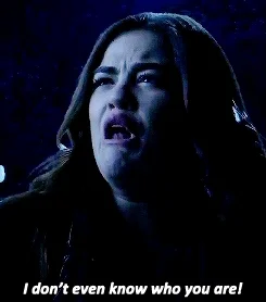 Pretty Little Liars Wtf GIF