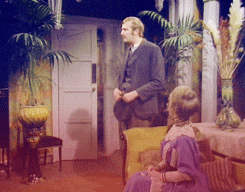 Giphy - spanish fan GIF