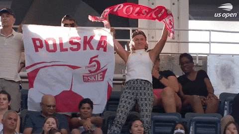 Iga Swiatek celebrates a tennis match victory, showcasing her dominance and unstoppable form at the US Open.