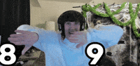 8 GIF