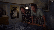 shaking merry christmas GIF by Videoland