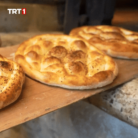 Dinner Eat GIF by TRT