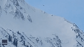Controlled Avalanche Seen in Austrian Alps