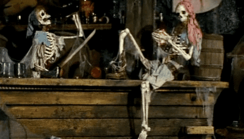 chiffondior giphyupload pirates disneyland GIF