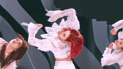 madisonmwrites giphyupload music video dice nmixx GIF