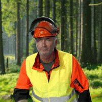 Fernglas Looking GIF by BayWa AG